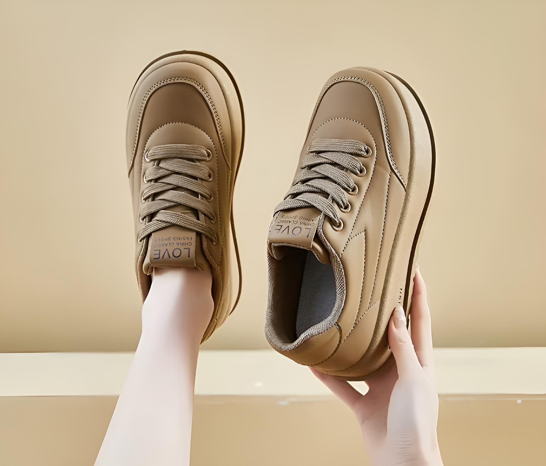 Zapatos de mujer LuvvoUP-W SELORA con aumento de altura